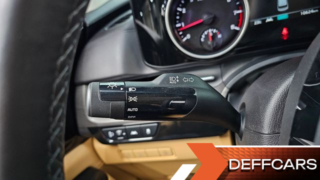 Kia CARNIVAL Gasoline 11-Seater Prestige купить на сайте DeffCars