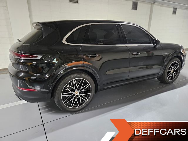 Porsche CAYENNE 3.0 E-Hybrid купить на сайте DeffCars