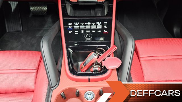 Porsche CAYENNE 3.0 купить на сайте DeffCars