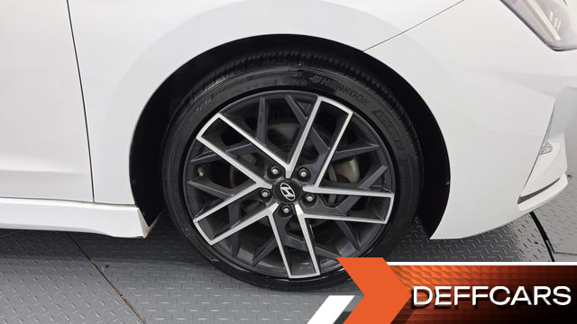 Hyundai AVANTE 1.6 Turbo Sport Modern купить на сайте DeffCars