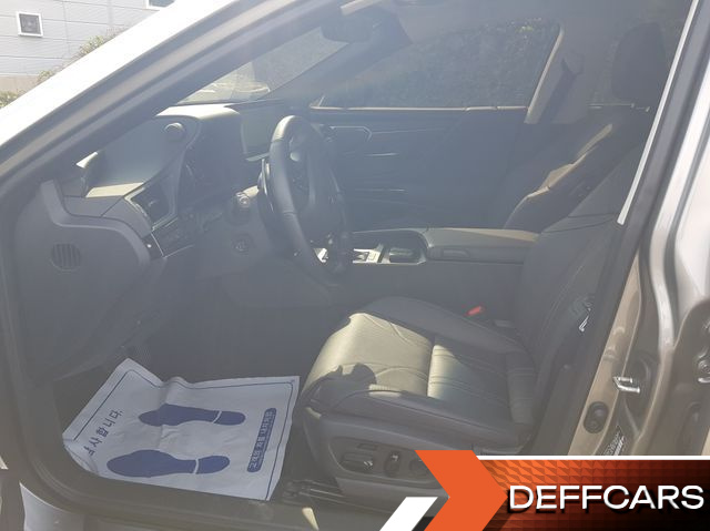 Lexus ES Executive купить на сайте DeffCars