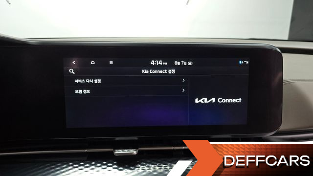 Kia CARNIVAL 9-Seater Hi-Limousine Signature купить на сайте DeffCars