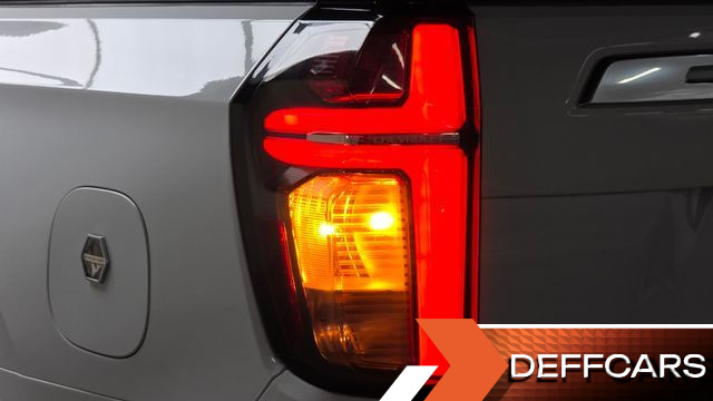 Chevrolet SURBURBAN 6.2 купить на сайте DeffCars