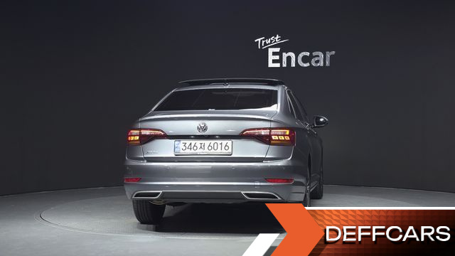 Volkswagen JETTA 1.4 TSI Prestige купить на сайте DeffCars