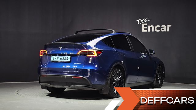 Tesla MODEL Y Long Range AWD купить на сайте DeffCars