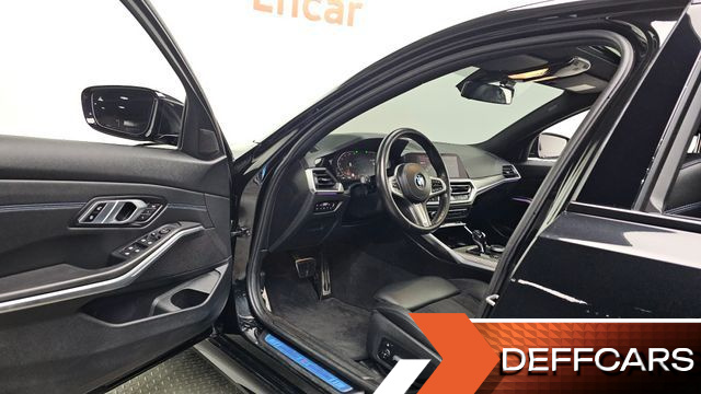 BMW 3-SERIES 320i M Sport купить на сайте DeffCars