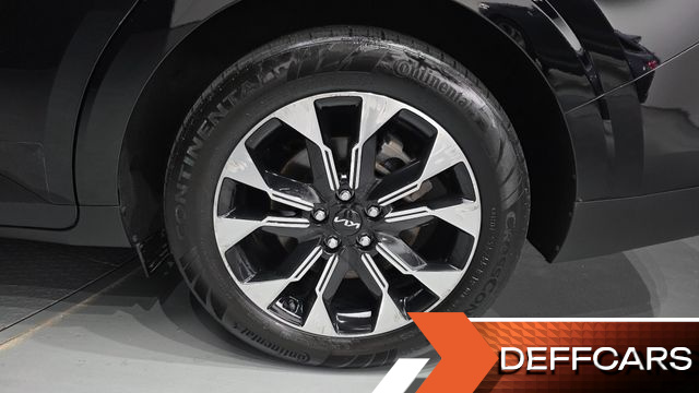 Kia CARNIVAL Gasoline 9-Seater Signature купить на сайте DeffCars
