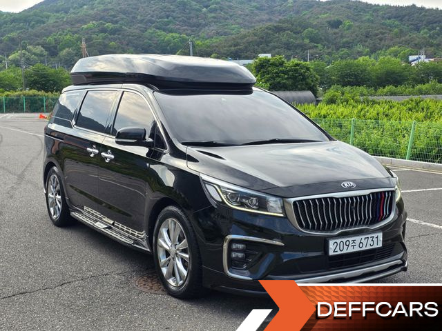 Kia CARNIVAL 7-Seater Hi-Limousine President купить на сайте DeffCars