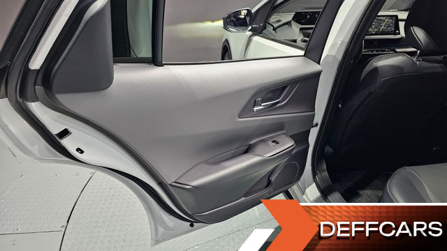 Toyota PRIUS 2.0 XLE купить на сайте DeffCars