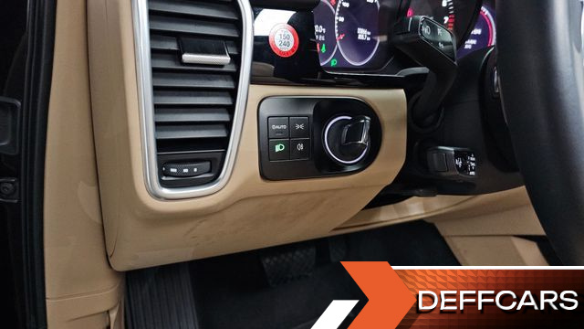 Porsche CAYENNE 3.0 PLATINUM EDITION купить на сайте DeffCars