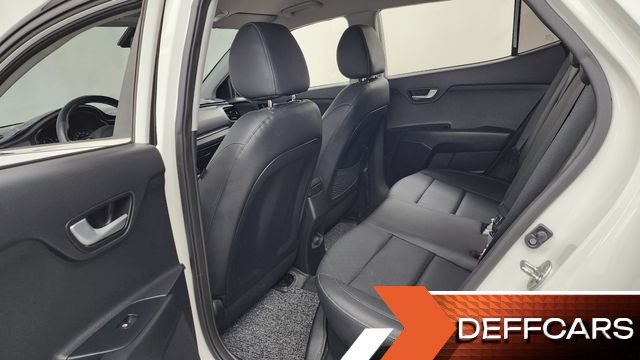 Kia STONIC 1.0 Turbo Prestige купить на сайте DeffCars