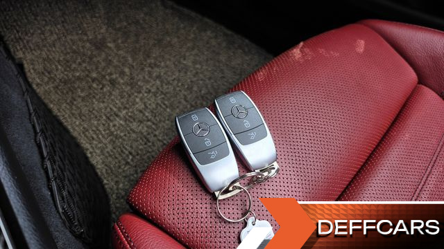 Mercedes C-CLASS C43 AMG 4MATIC Cabrioiet купить на сайте DeffCars
