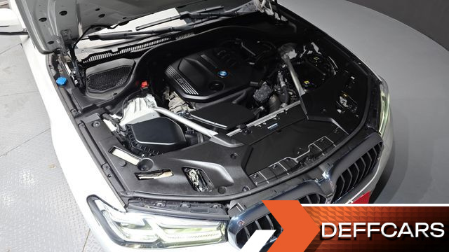 BMW 5-SERIES 523d xDrive Luxury купить на сайте DeffCars
