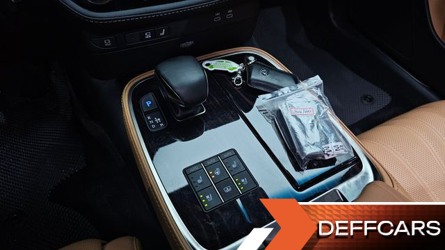 Lexus LS 3.5 Luxury AWD купить на сайте DeffCars