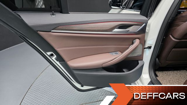 BMW 5-SERIES 530e M Sport купить на сайте DeffCars