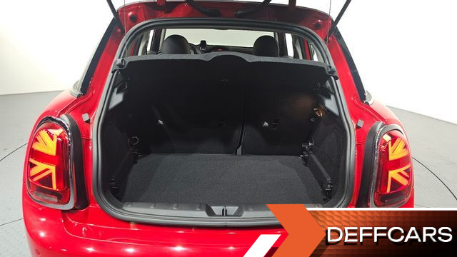 Mini COOPER 5Door Standard 3rd купить на сайте DeffCars
