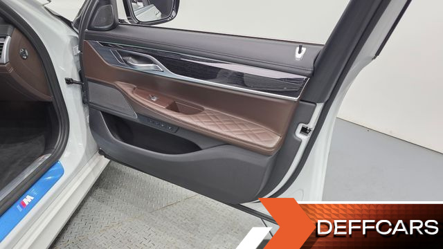 BMW 7-SERIES 740Li xDrive M Sport Package купить на сайте DeffCars