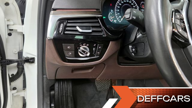 BMW 5-SERIES 520d xDrive Luxury Plus купить на сайте DeffCars