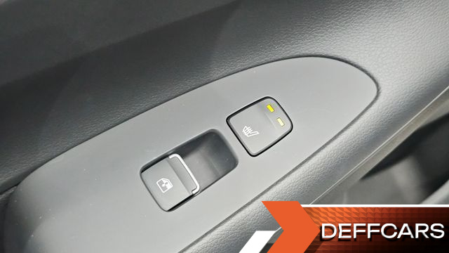 Hyundai GRANDEUR 2.5 Premium Choice купить на сайте DeffCars