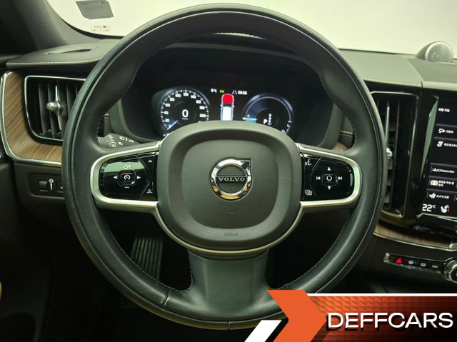 Volvo XC60 T8 Inscription купить на сайте DeffCars