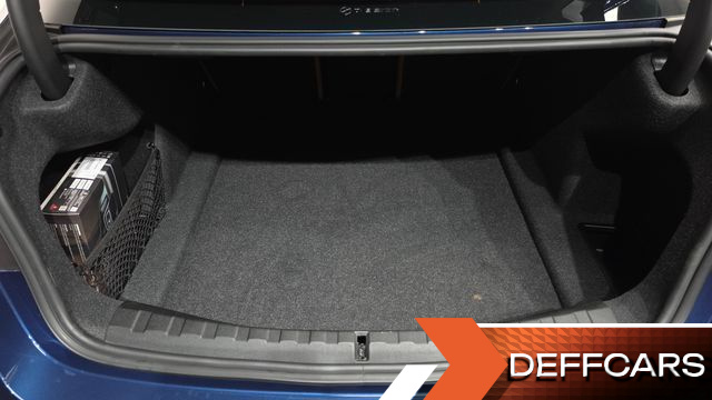 BMW 3-SERIES 320d купить на сайте DeffCars
