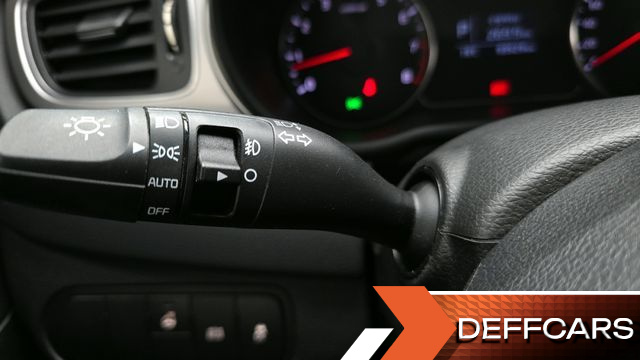 Kia CARENS 2.0 LPI Prestige купить на сайте DeffCars