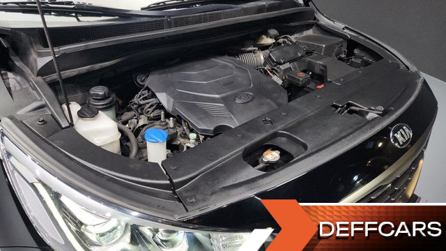 Kia CARNIVAL Gasoline 9-Seater Hi-Limousine Noblesse Special купить на сайте DeffCars
