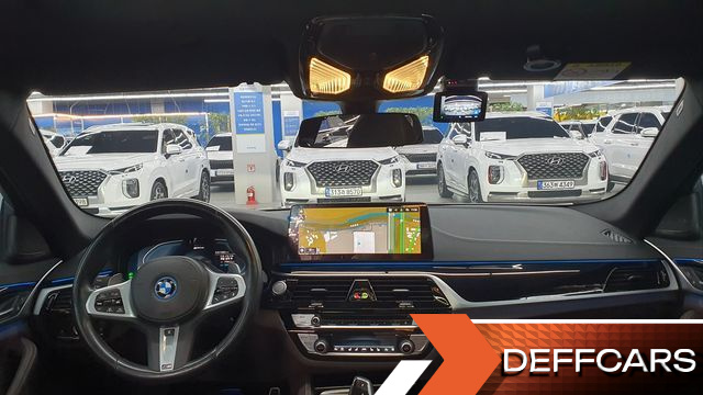 BMW 5-SERIES 530e M Sport купить на сайте DeffCars