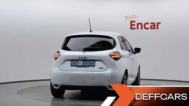 Renault-KoreaSamsung ZOE Intens Eco купить на сайте DeffCars