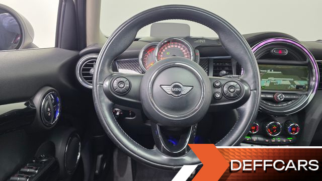 Mini COOPER 5Door Standard 3rd купить на сайте DeffCars