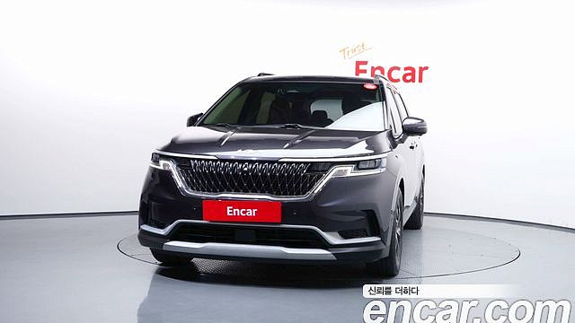 Kia CARNIVAL 9-Seater Prestige купить на сайте DeffCars