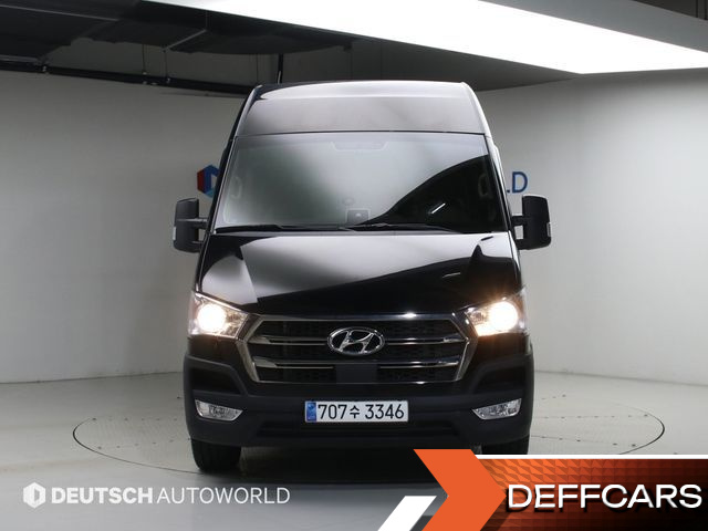 Hyundai SOLATI 15-seater deluxe купить на сайте DeffCars
