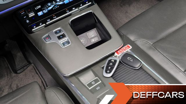 Hyundai GRANDEUR 2.5 Calligraphy купить на сайте DeffCars