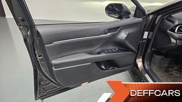 Toyota CAMRY 2.5 купить на сайте DeffCars