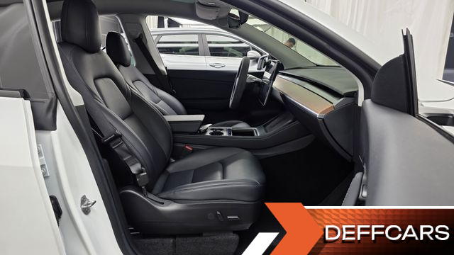 Tesla MODEL Y Long Range AWD купить на сайте DeffCars