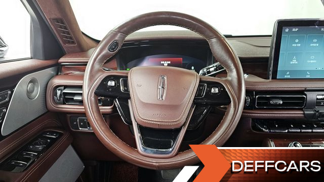 Lincoln AVIATOR 3.0 Black Label AWD купить на сайте DeffCars