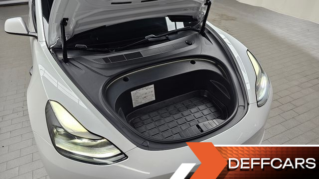 Tesla MODEL 3 Long Range AWD купить на сайте DeffCars