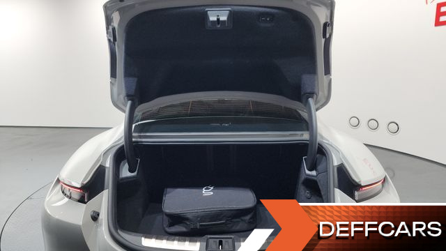 Porsche TAYCAN 4S купить на сайте DeffCars