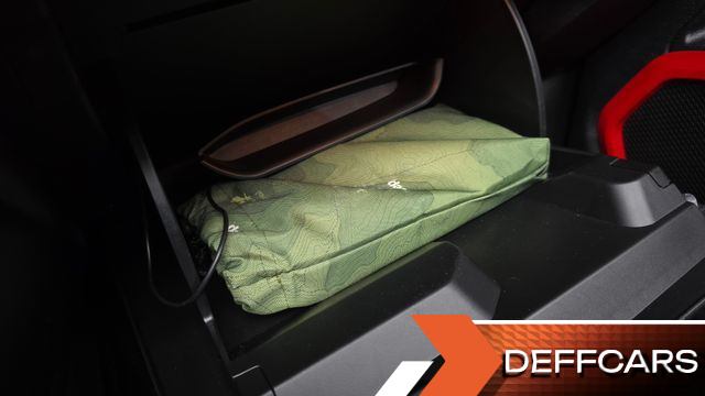 Jeep RENEGADE 2.4 Limited купить на сайте DeffCars