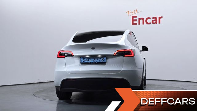 Tesla MODEL Y Long Range AWD купить на сайте DeffCars