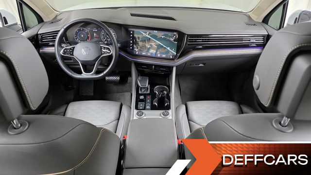 Volkswagen TOUAREG 3.0 TDI Prestige купить на сайте DeffCars