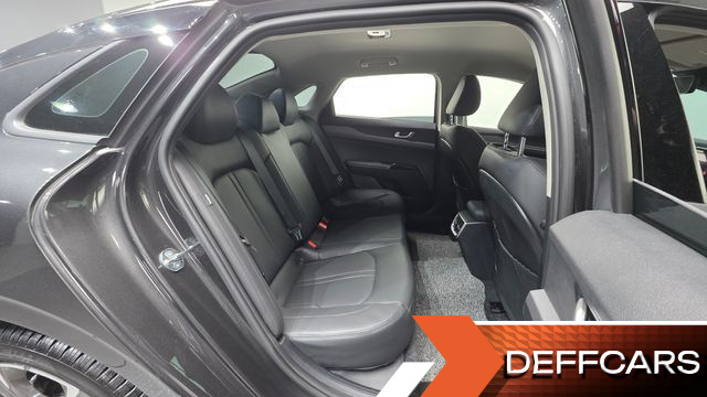 Kia K5 2.0 Prestige купить на сайте DeffCars