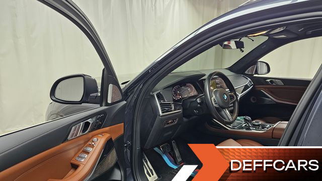BMW X7 xDrive 40i M Sport 6STR купить на сайте DeffCars