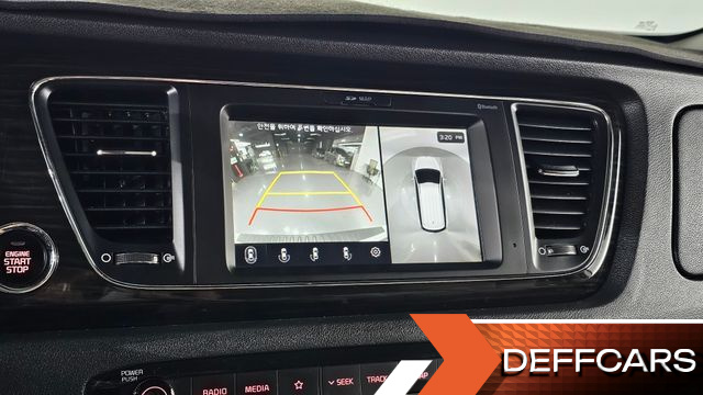 Kia CARNIVAL 7-Seater Limousine President купить на сайте DeffCars