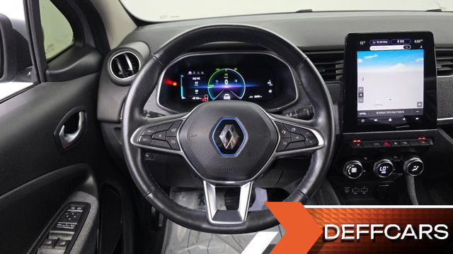 Renault-KoreaSamsung ZOE Intens Eco купить на сайте DeffCars