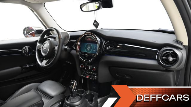 Mini COOPER Classic Plus Launch Pack Third Generation купить на сайте DeffCars