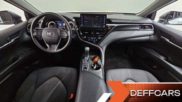 Toyota CAMRY 2.5 LE Hybrid купить на сайте DeffCars