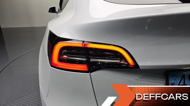 Tesla MODEL Y Long Range AWD купить на сайте DeffCars