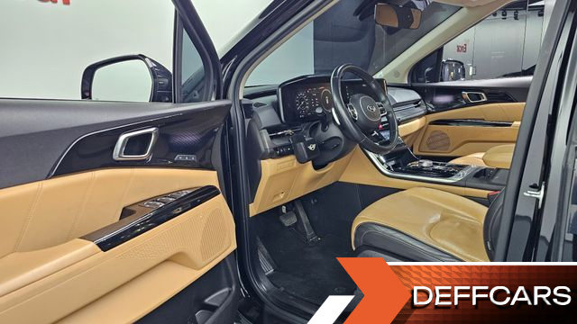 Kia CARNIVAL Gasoline 9-Seater Signature купить на сайте DeffCars