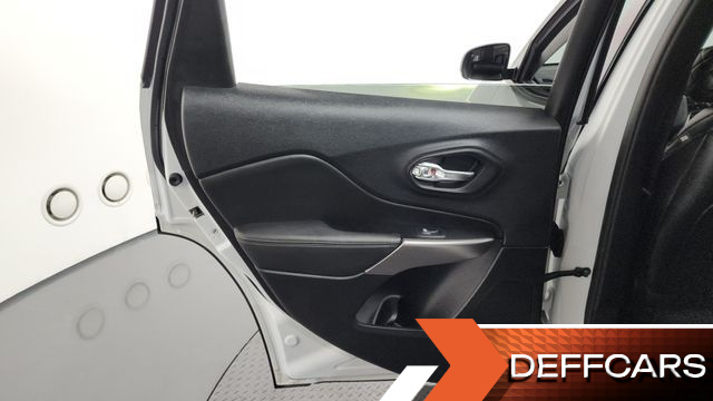 Jeep CHEROKEE 2.4 Limited 2WD купить на сайте DeffCars